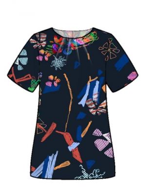 Symønster tilpasset egne mål for en perfekt fitting bluse med læg ved halsen.