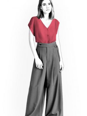 Brug vores tilpasningsbare mønster til at skabe en elegant bluse med V-udskæring bagpå.