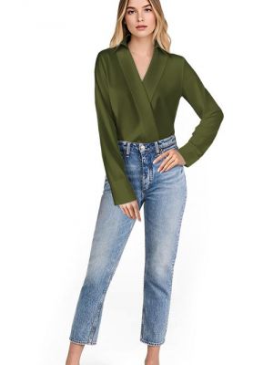 Elektronisk mønster til syning – kreer en bluse med slå-om look og elegante manchetter.
