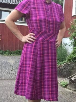 Kom i gang med dette elektroniske mønster – lad kreativiteten blomstre gennem syning.
