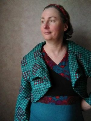 Dame symønster 4614 bolero med sjalskrave.