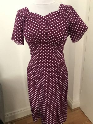 Feminin kjole i vintage look – elektronisk mønster til syning.