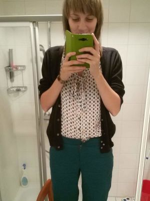 Snitmønster for bukser med brede stropper – kombiner komfort og stil.